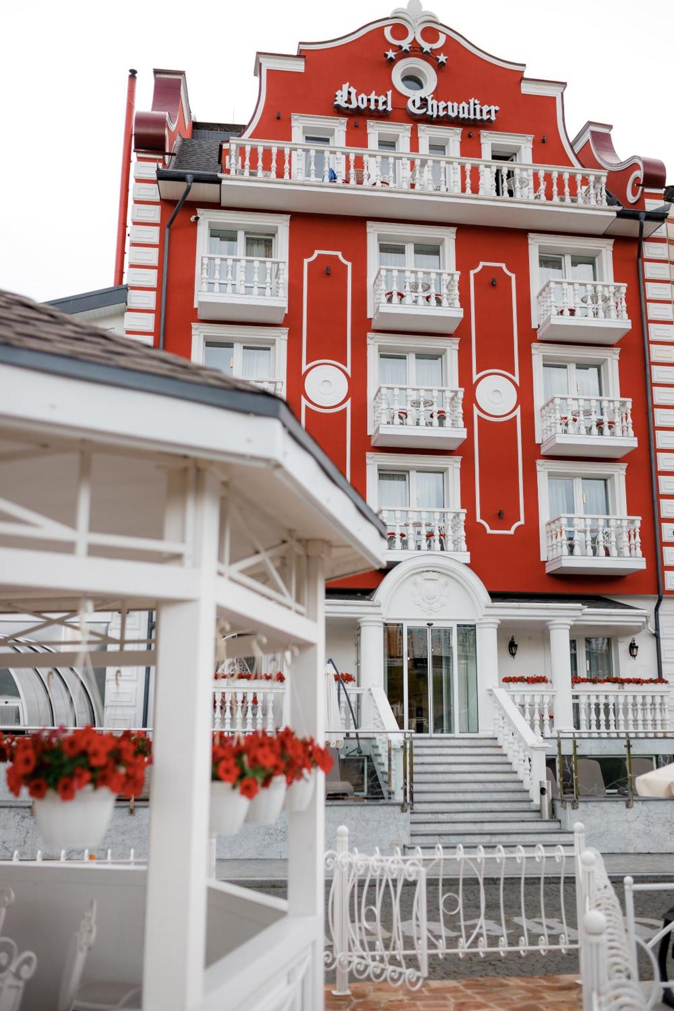 Chevalier Hotel & Spa Bukovel Bagian luar foto