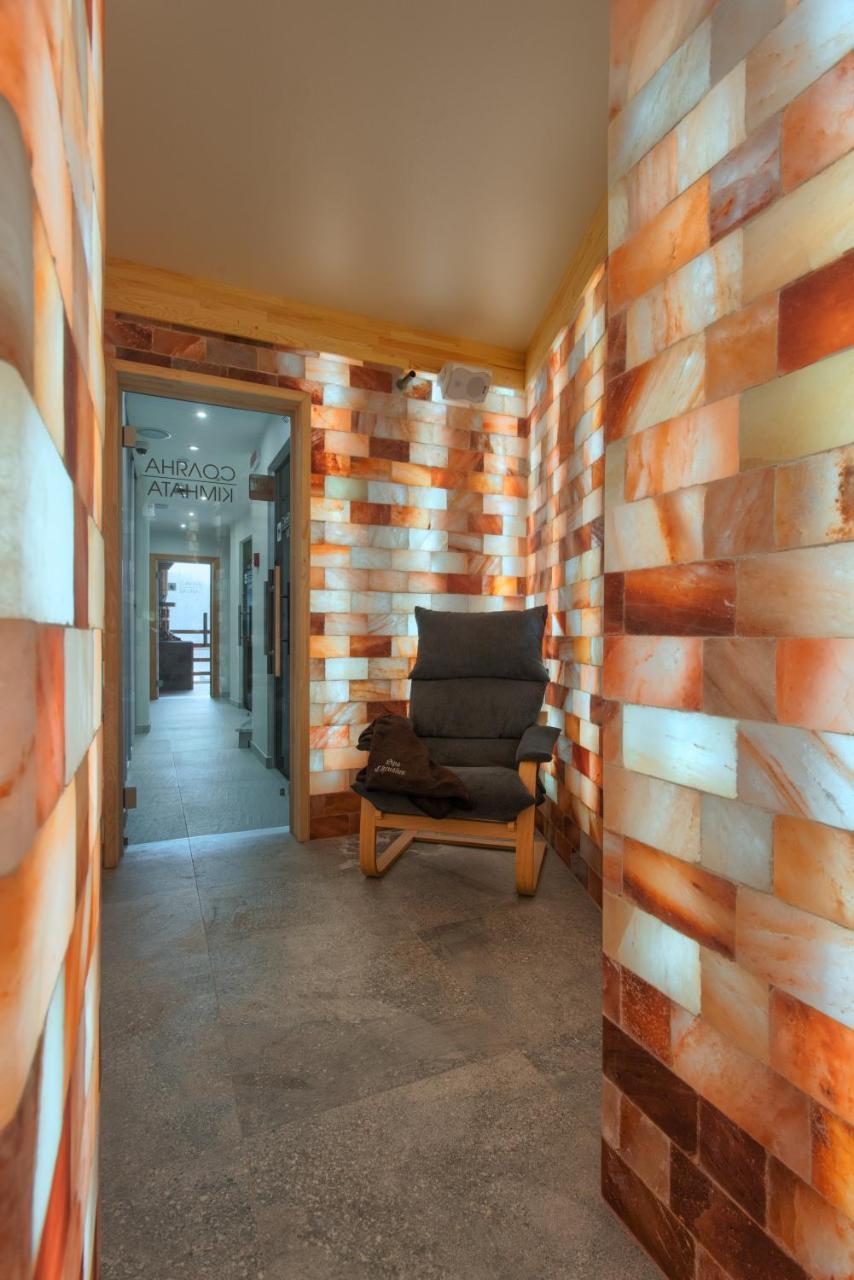 Chevalier Hotel & Spa Bukovel Bagian luar foto